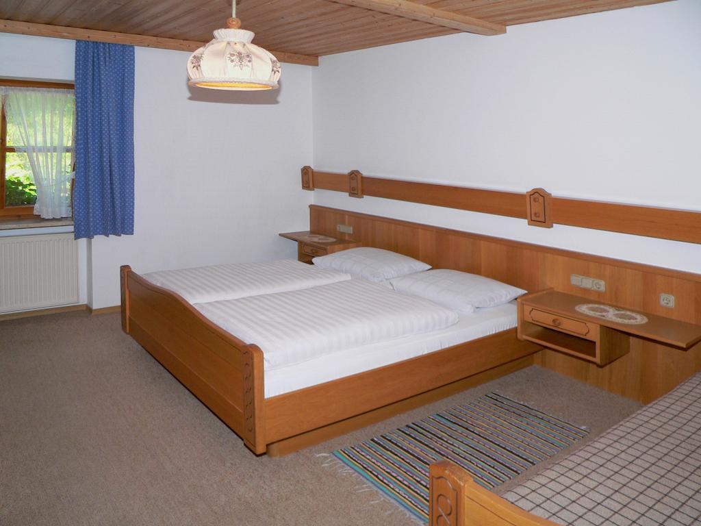Gasthof - Pension Zur Post Achslach Pokoj fotografie